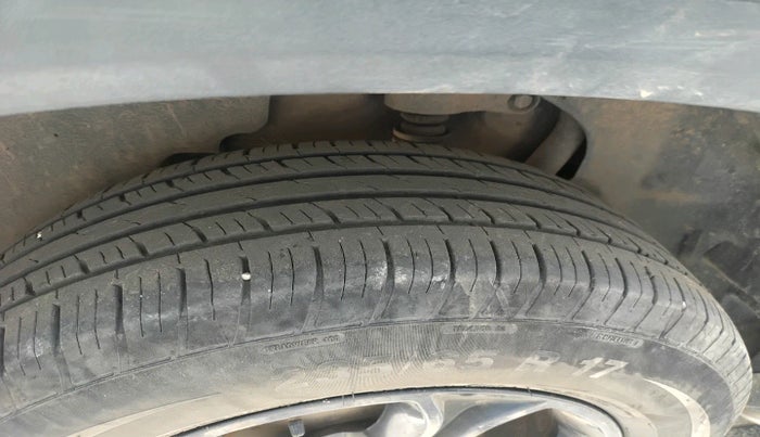 2019 Tata Harrier XT 2.0L KRYOTEC DARK EDITION, Diesel, Manual, 66,167 km, tyre