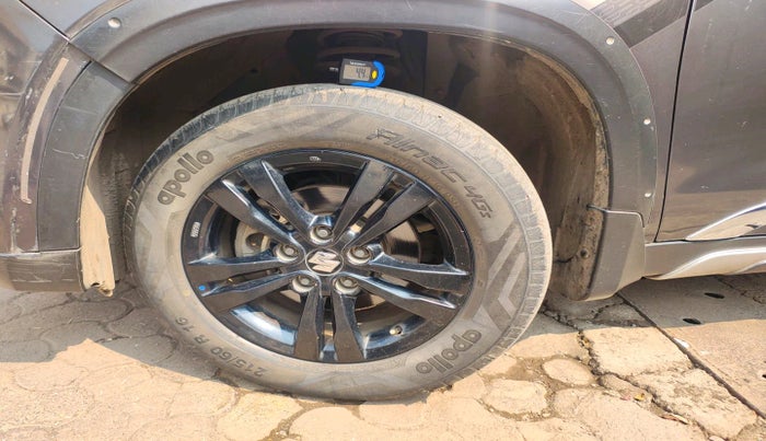 2018 Maruti Vitara Brezza ZDI PLUS AMT, Diesel, Automatic, 43,728 km, tyre