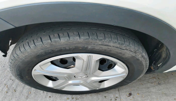 2021 Tata NEXON XM PETROL, Petrol, Manual, 44,817 km, tyre