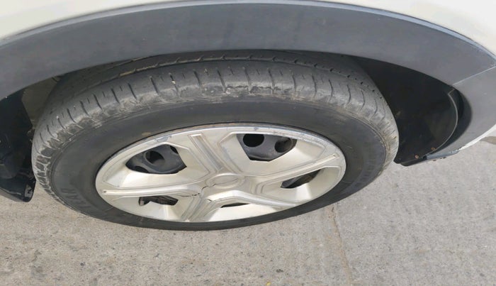 2021 Tata NEXON XM PETROL, Petrol, Manual, 44,817 km, tyre