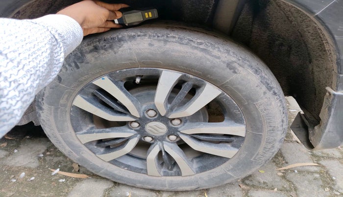 2016 Maruti Vitara Brezza LDI (O), Diesel, Manual, 1,27,368 km, tyre