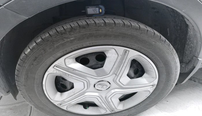 2021 Tata NEXON XM PETROL, Petrol, Manual, 67,330 km, tyre