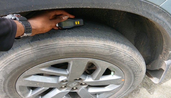 2022 Tata Safari XTA PLUS, Diesel, Automatic, 45,484 km, tyre