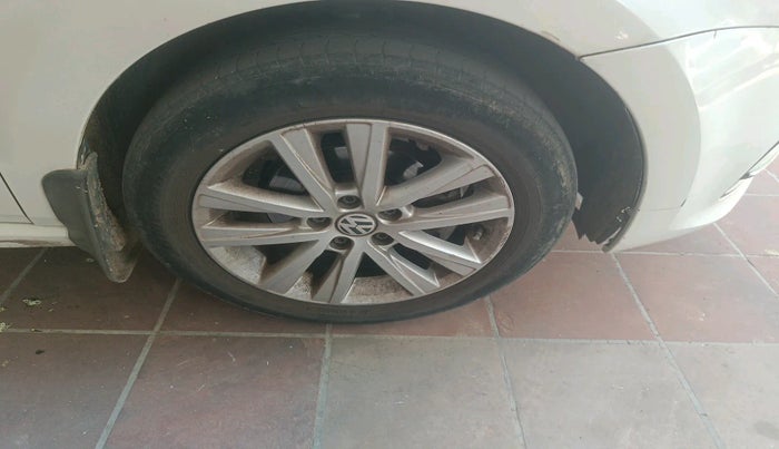2015 Volkswagen Polo GT TSI AT, Petrol, Automatic, 36,904 km, tyre