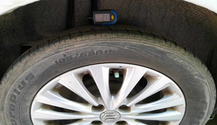 2015 Maruti Ciaz VDI +, Diesel, Manual, 2,46,081 km, tyre