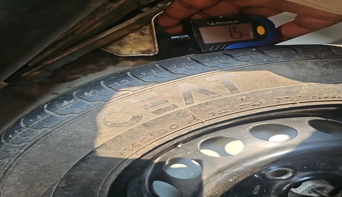 2015 Maruti Alto 800 LXI, Petrol, Manual, 1,04,025 km, tyre