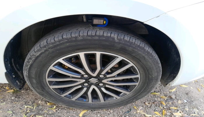 2022 Maruti Dzire ZXI Plus, Petrol, Manual, 1,18,192 km, tyre