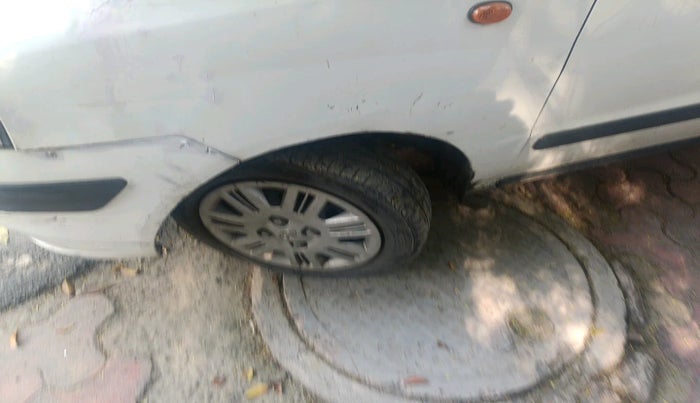 2011 Hyundai Santro Xing GL PLUS, Petrol, Manual, 1,79,657 km, tyre