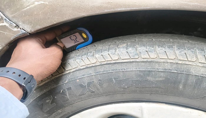 2011 Maruti Ritz VXI, Petrol, Manual, 61,744 km, tyre