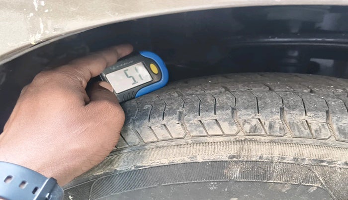 2011 Maruti Ritz VXI, Petrol, Manual, 61,744 km, tyre