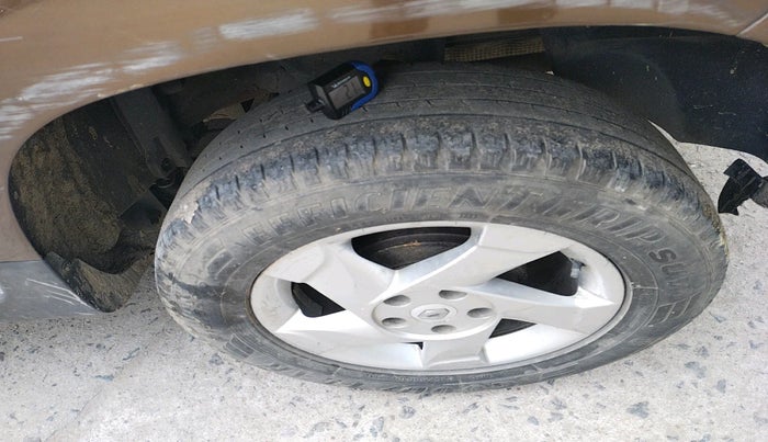 2012 Renault Duster 110 PS RXZ DIESEL, Diesel, Manual, 1,58,115 km, tyre