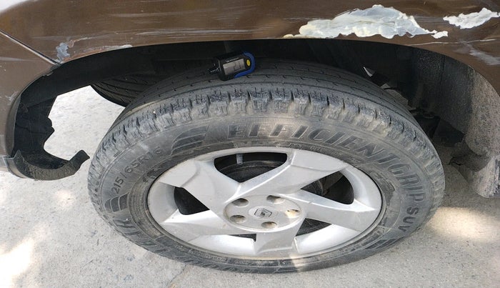 2012 Renault Duster 110 PS RXZ DIESEL, Diesel, Manual, 1,58,115 km, tyre