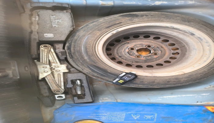 2013 Honda Amaze 1.5L I-DTEC S, Diesel, Manual, 85,049 km, tyre