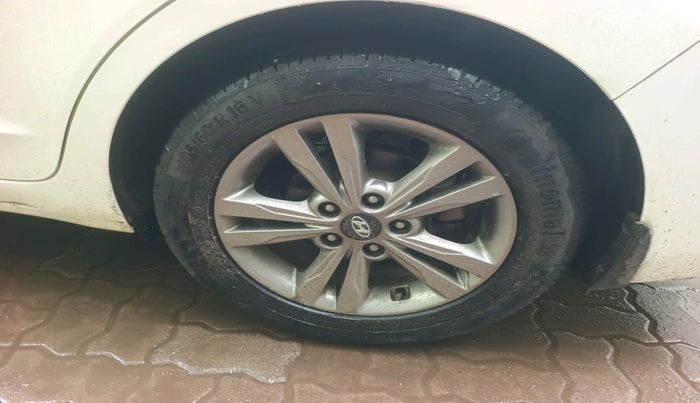 2019 Hyundai New Elantra 2.0 SX MT PETROL, Petrol, Manual, 68,311 km, tyre