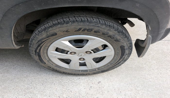 2018 Renault Kwid RXL, Petrol, Manual, 82,873 km, tyre