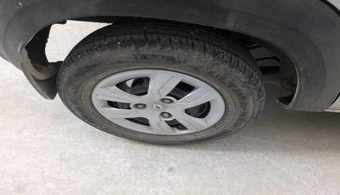 2018 Renault Kwid RXL, Petrol, Manual, 82,873 km, tyre