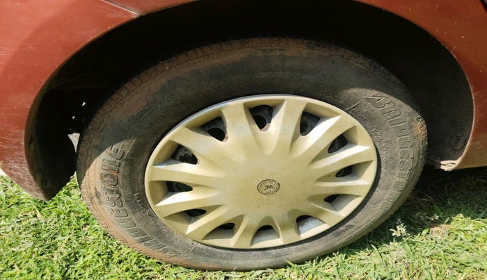 2011 Hyundai i10 MAGNA 1.2, Petrol, Manual, 68,958 km, tyre