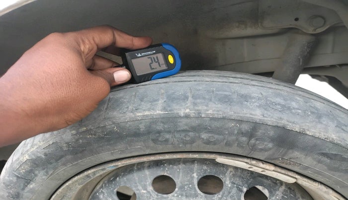 2018 Maruti Wagon R 1.0 VXI, Petrol, Manual, 2,06,410 km, tyre