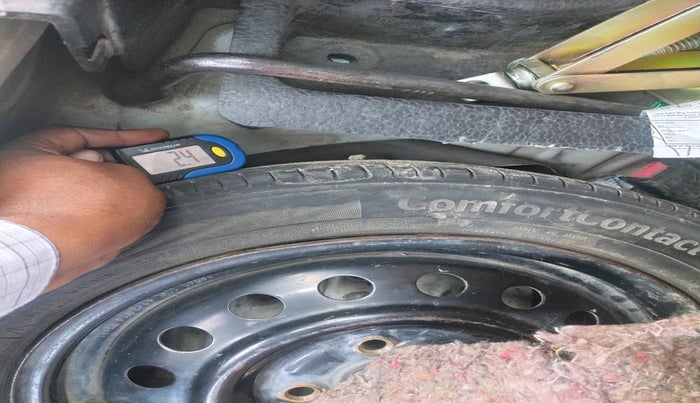 2018 Maruti Wagon R 1.0 VXI, Petrol, Manual, 2,06,410 km, tyre