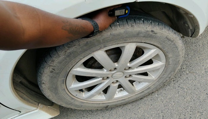 2010 Maruti SX4 ZXI, Petrol, Manual, 1,26,208 km, tyre