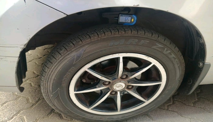 2012 Maruti Wagon R 1.0 LXI, Petrol, Manual, 60,793 km, tyre