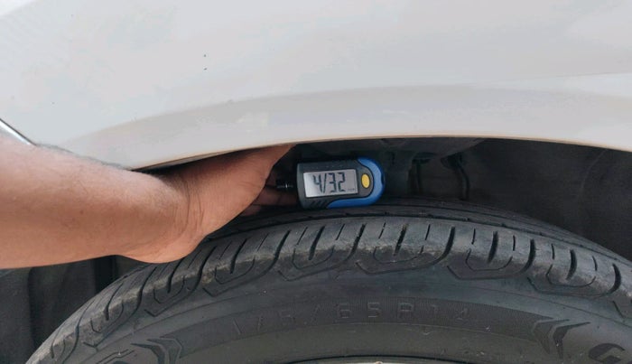 2013 Honda Amaze 1.2L I-VTEC S AT, Petrol, Automatic, 88,807 km, tyre