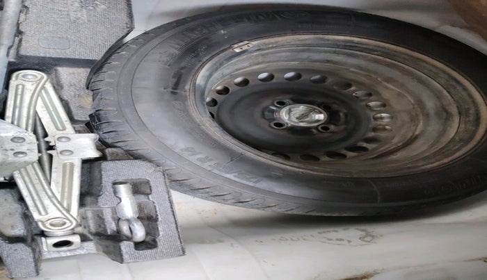 2013 Honda Amaze 1.2L I-VTEC S AT, Petrol, Automatic, 88,807 km, tyre