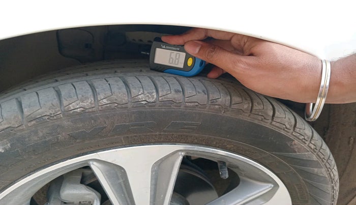 2019 Hyundai Verna 1.6 VTVT SX + AT, Petrol, Automatic, 35,511 km, tyre