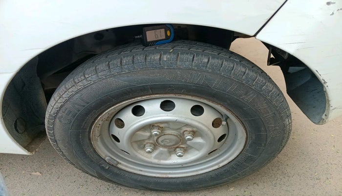 2015 Hyundai Eon D-LITE+, Petrol, Manual, 53,387 km, tyre