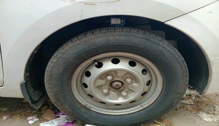 2015 Hyundai Eon D-LITE+, Petrol, Manual, 53,387 km, tyre