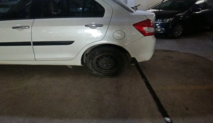 2016 Maruti Swift Dzire VXI, Petrol, Manual, 70,123 km, tyre