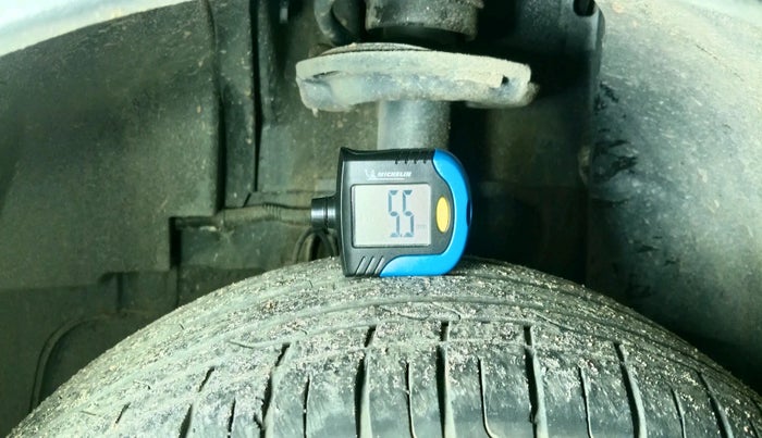 2021 Tata NEXON XM SUNROOF PETROL, Petrol, Manual, 30,399 km, tyre