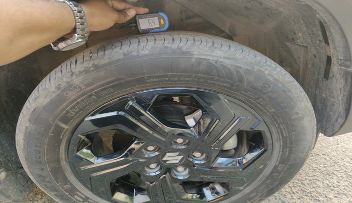 2023 Maruti BREZZA ZXI SMART HYBRID , Petrol, Manual, 14,197 km, tyre