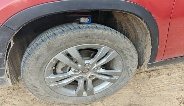 2016 Maruti Vitara Brezza ZDI PLUS DUAL TONE, Diesel, Manual, 77,638 km, tyre