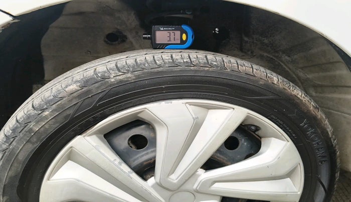 2013 Maruti Wagon R 1.0 VXI, Petrol, Manual, 1,78,902 km, tyre