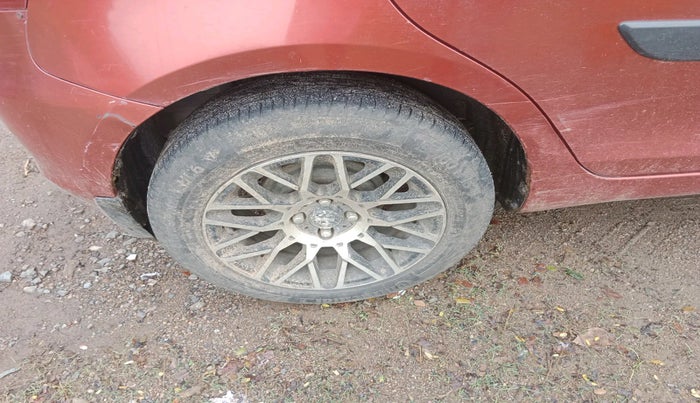 2012 Maruti Swift VDI, Diesel, Manual, 1,15,000 km, tyre