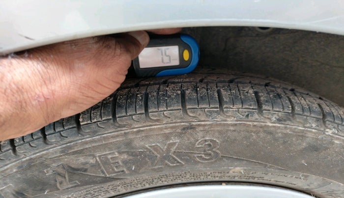 2017 Hyundai Grand i10 SPORTZ 1.2 KAPPA VTVT, Petrol, Manual, 26,009 km, tyre