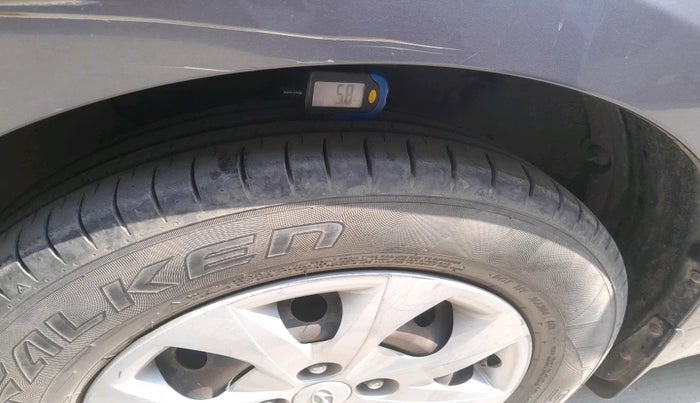 2016 Hyundai Elite i20 SPORTZ 1.2, Petrol, Manual, 97,393 km, tyre