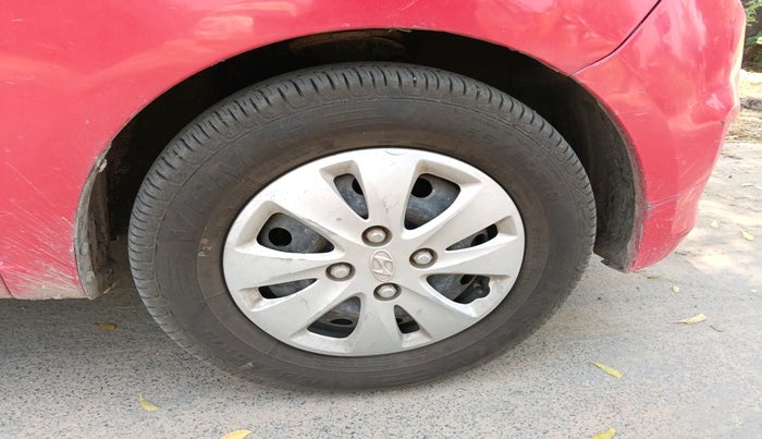 2011 Hyundai i10 SPORTZ 1.2 AT, Petrol, Automatic, 57,447 km, tyre