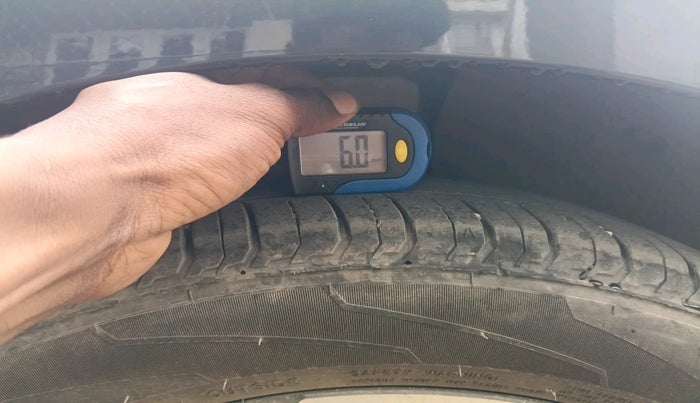 2023 Hyundai NEW I20 ASTA (O) 1.2 IVT, Petrol, Automatic, 13,116 km, tyre