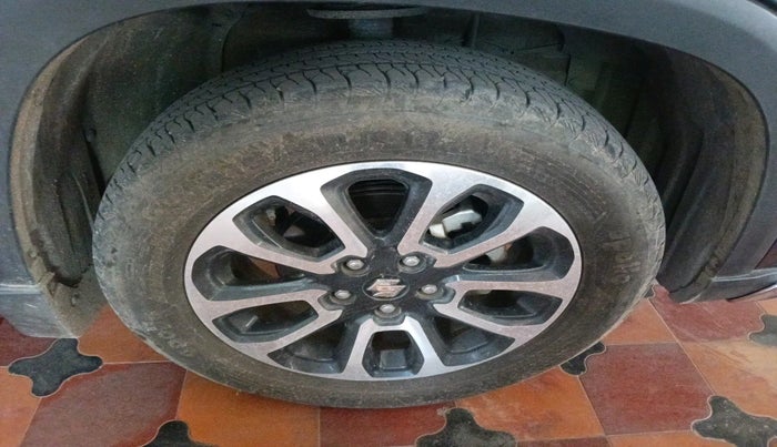 2023 Maruti Grand Vitara SIGMA SMART HYBRID, Petrol, Manual, 37,721 km, tyre