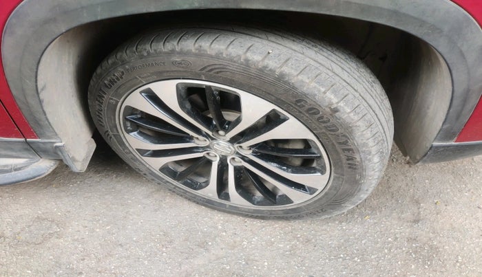 2021 MG HECTOR PLUS SHARP 1.5 PETROL TURBO HYBRID MT 6-STR, Petrol, Manual, 26,330 km, tyre