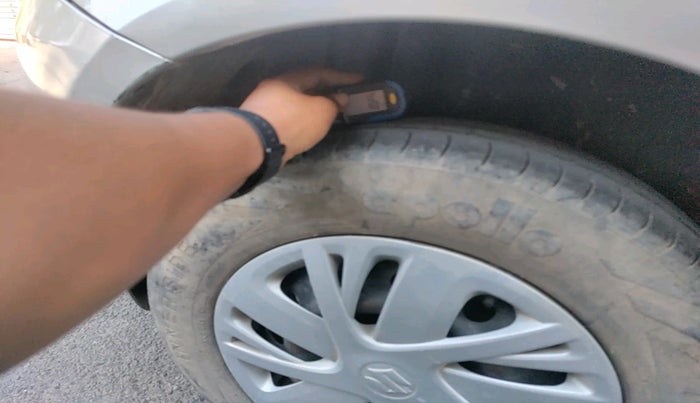 2015 Maruti Swift VXI, Petrol, Manual, 48,351 km, tyre