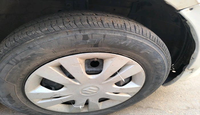 2012 Maruti Swift Dzire VDI, Diesel, Manual, 1,71,133 km, tyre