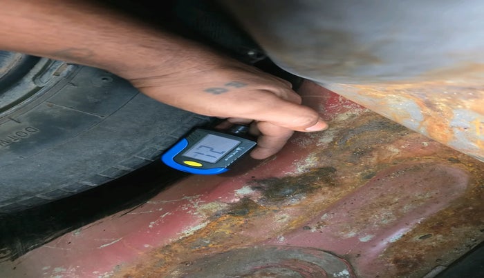 2012 Maruti Swift VDI, Diesel, Manual, 1,55,070 km, tyre