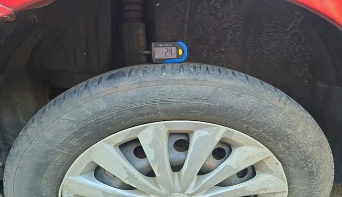 2012 Maruti Swift VDI, Diesel, Manual, 1,55,070 km, tyre