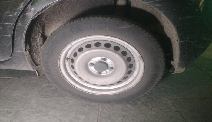 2017 Maruti Baleno SIGMA PETROL 1.2, Petrol, Manual, 45,184 km, tyre