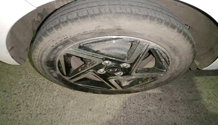 2023 Hyundai GRAND I10 NIOS ASTA 1.2 KAPPA VTVT, Petrol, Manual, 16,867 km, tyre