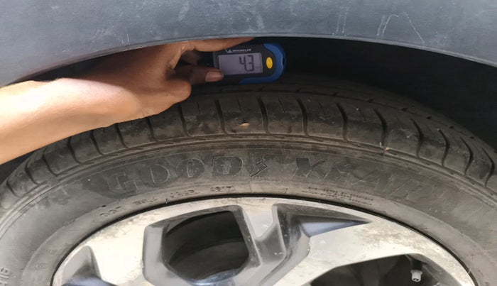 2017 Honda BR-V 1.5L I-VTEC V, Petrol, Manual, 57,332 km, tyre