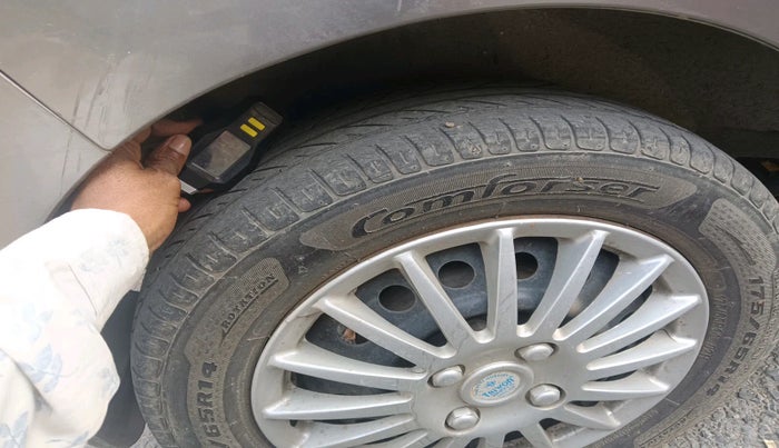 2013 Maruti Wagon R 1.0 VXI, Petrol, Manual, 64,934 km, tyre